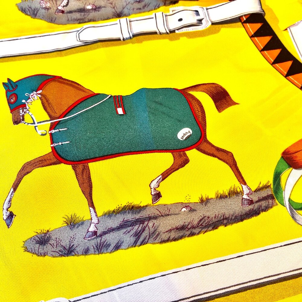 Hermes Paris 70's Scarf Yellow Silk Horses Couvertures Et Tenues De Jour New Box - Picture 11 of 16
